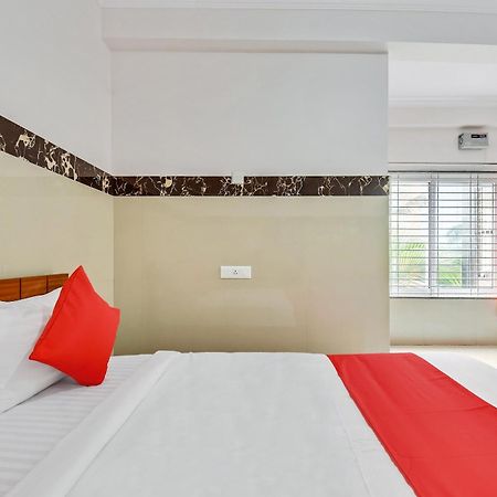 Hotel O Sri Sai Guru Comforts Yelahanka Екстериор снимка