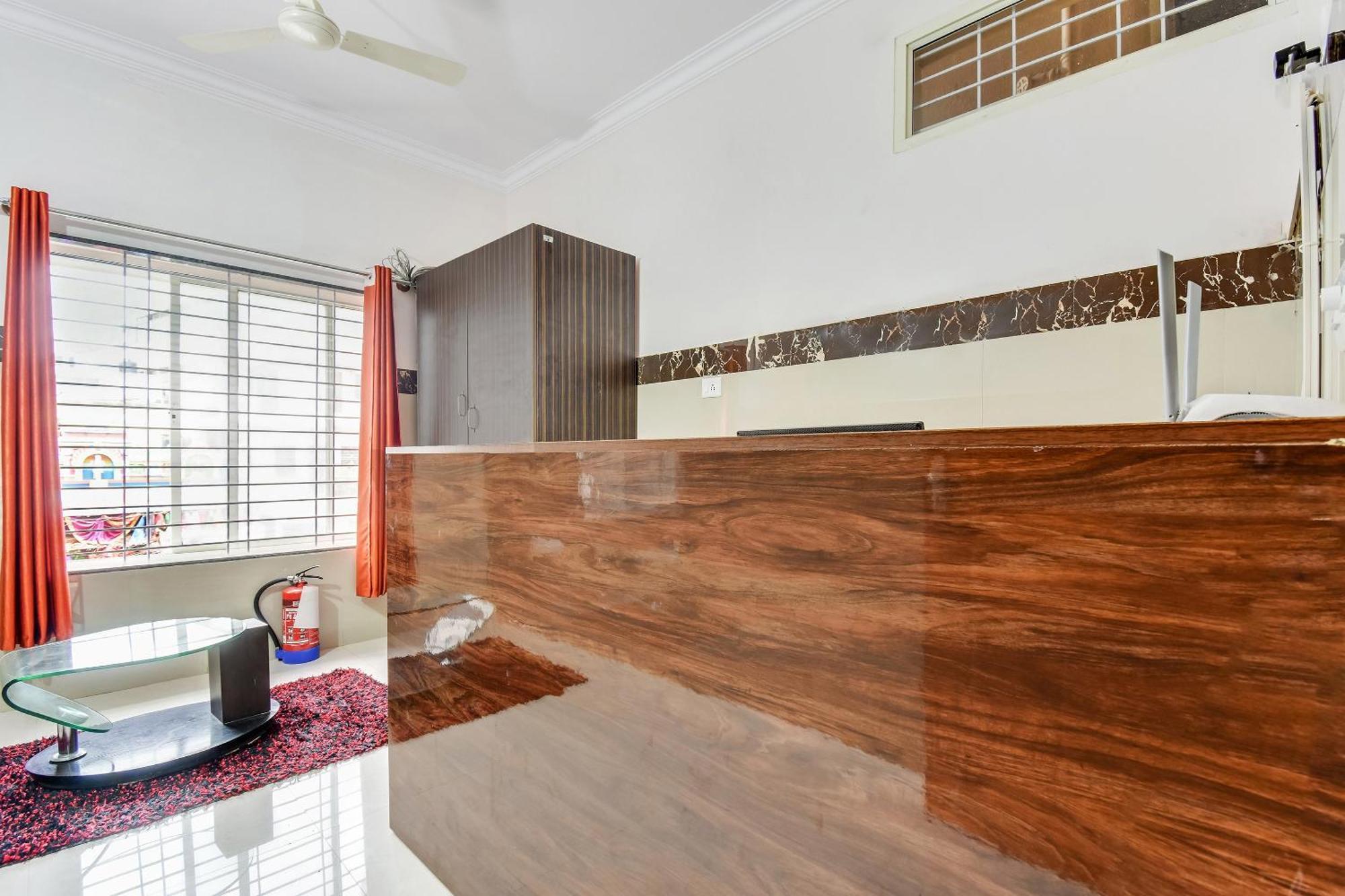 Hotel O Sri Sai Guru Comforts Yelahanka Екстериор снимка