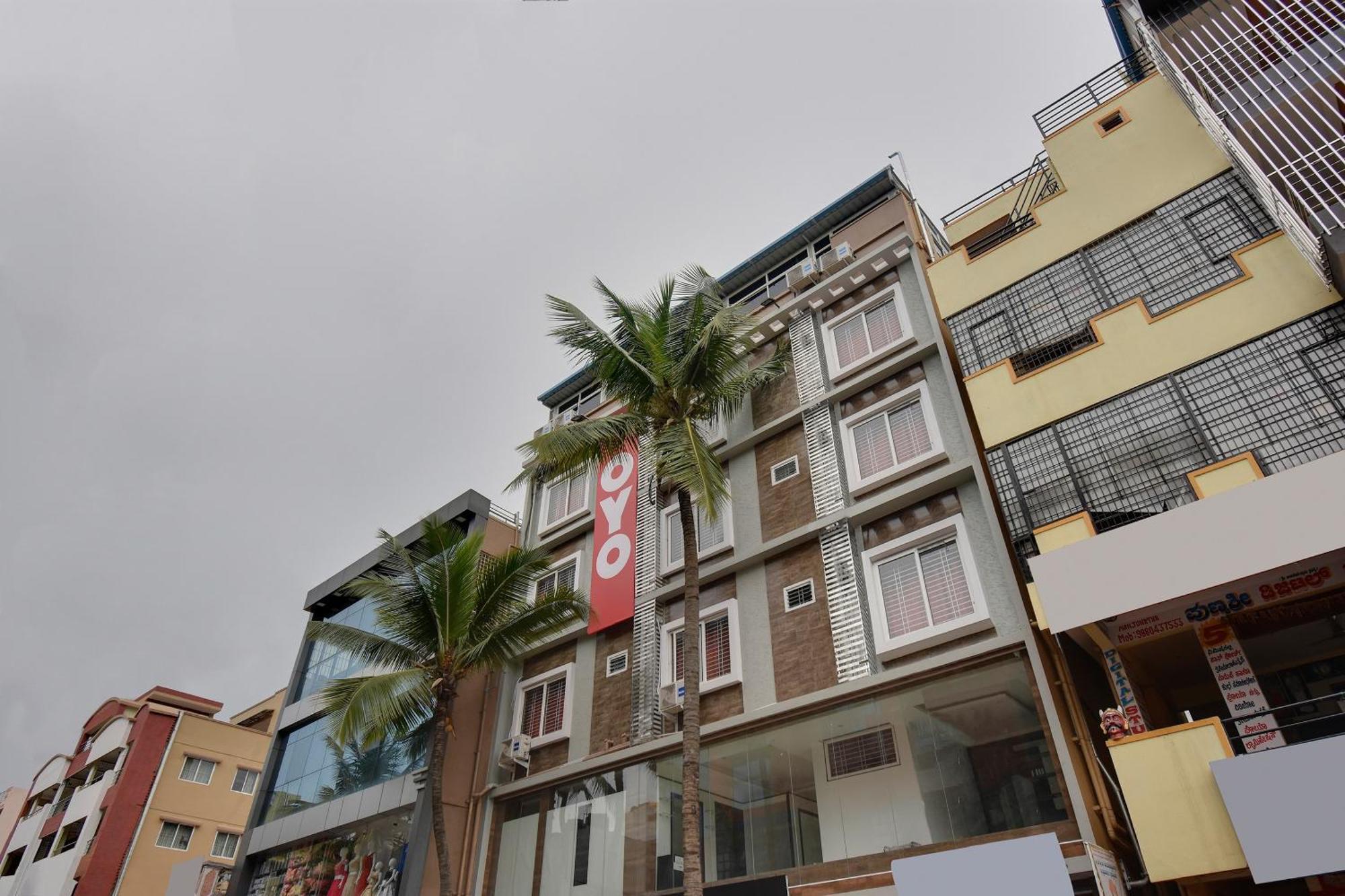 Hotel O Sri Sai Guru Comforts Yelahanka Екстериор снимка