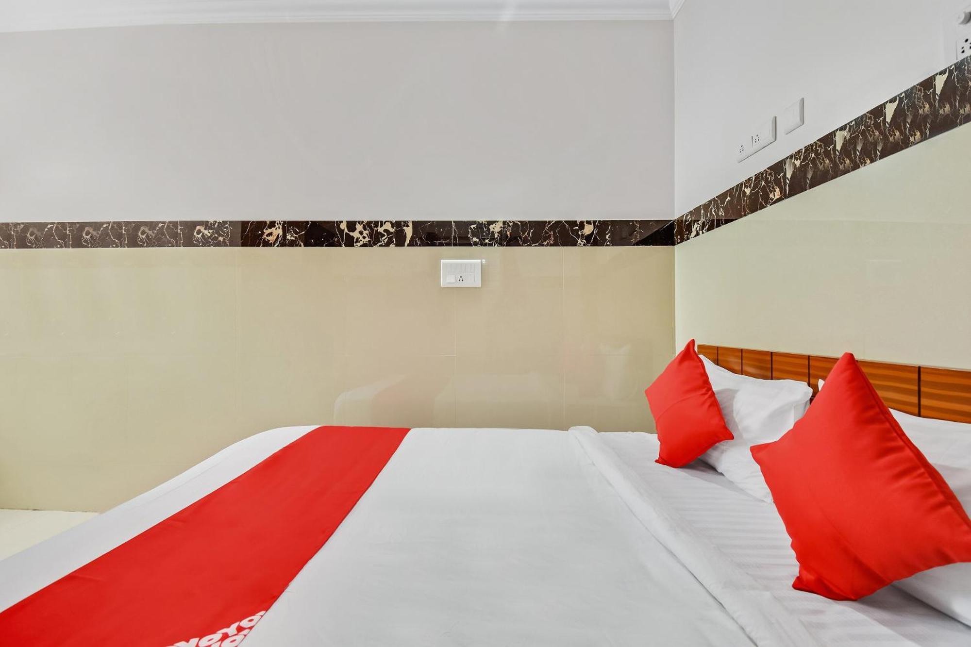 Hotel O Sri Sai Guru Comforts Yelahanka Екстериор снимка